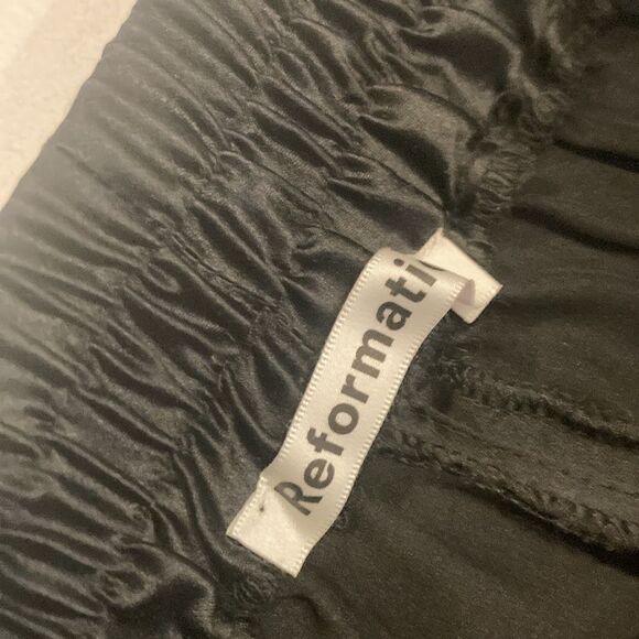 Reformation 100% Silk Wide Leg Black Smocked Waist Pull On Flowy Pant - Picture 6 of 7